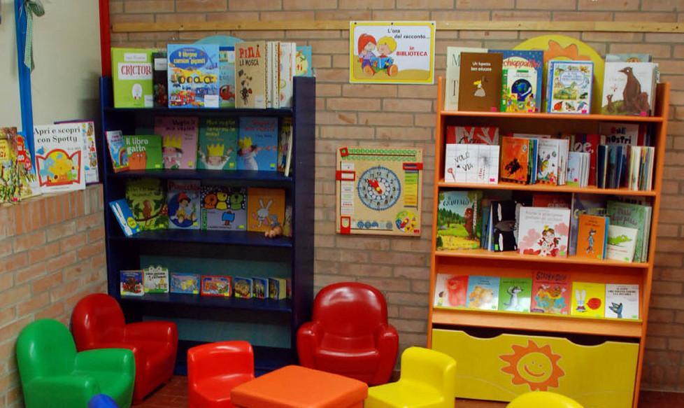 Da genitori ed associazioni una biblioteca per la materna