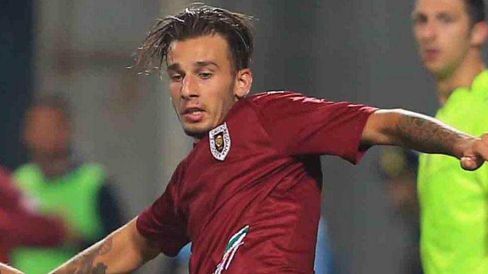 Colombo rimprovera Mignanelli e lo caccia dall’allenamento