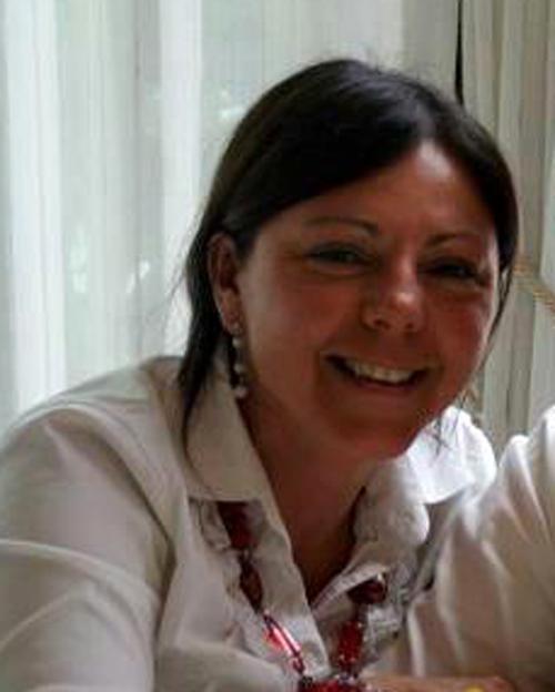 Muore a 46 anni, faceva la portalettere a Calcinaia