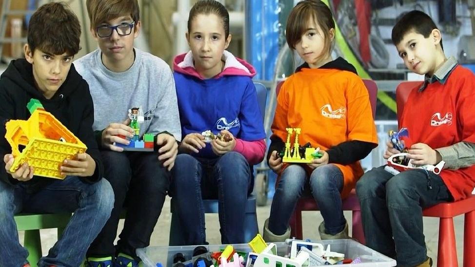 «Salvate la fabbrica di babbo e mamma»