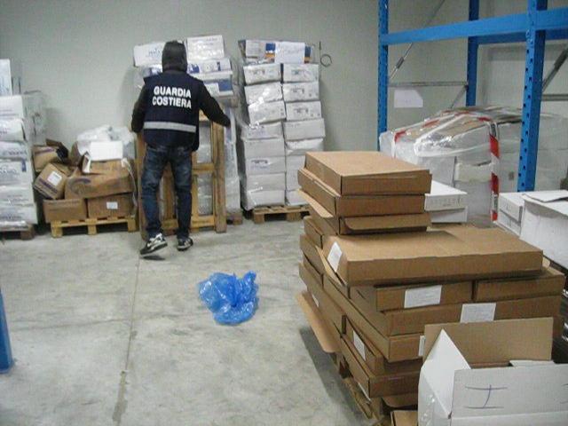 Il blitz dellgli ispettori della Capitaneria 