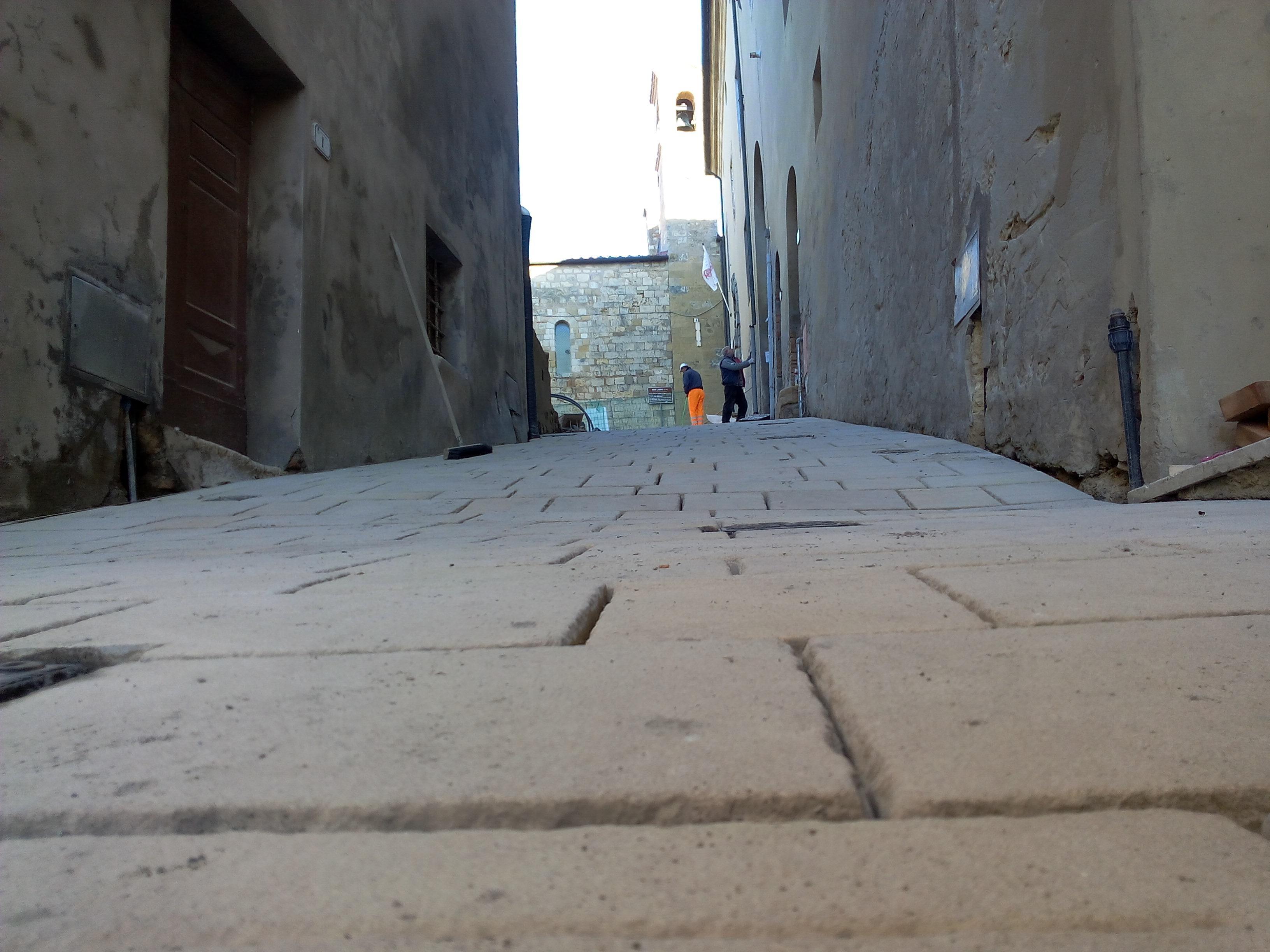 Uno scorcio dei lavori eseguiti nel centro storico di Bibbona