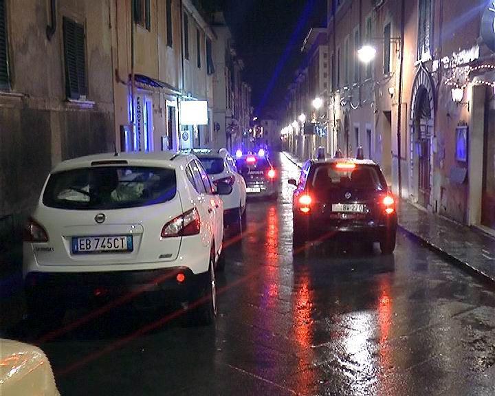 I carabinieri sul luogo dell'omicidio