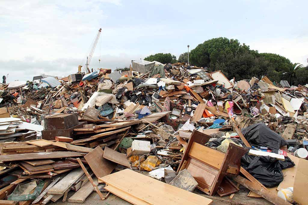 La devastazione dopo l'alluvione