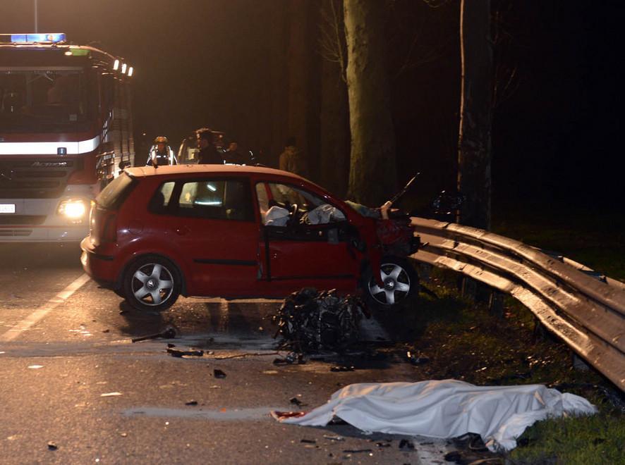 San Felice: schianto contro camion, muore 30enne 
