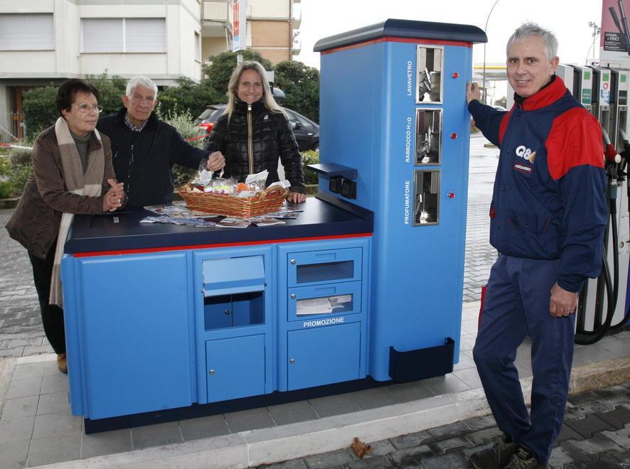 La famiglia Vietina al completo alla nuova isola delle attenzioni