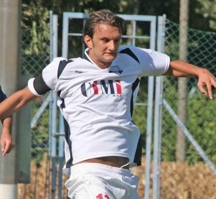 Il Casumaro fa un bel regalo di Natale al Basca 