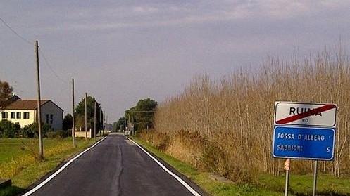 Asfalto sulle strade di Ro Disagi finiti per i residenti