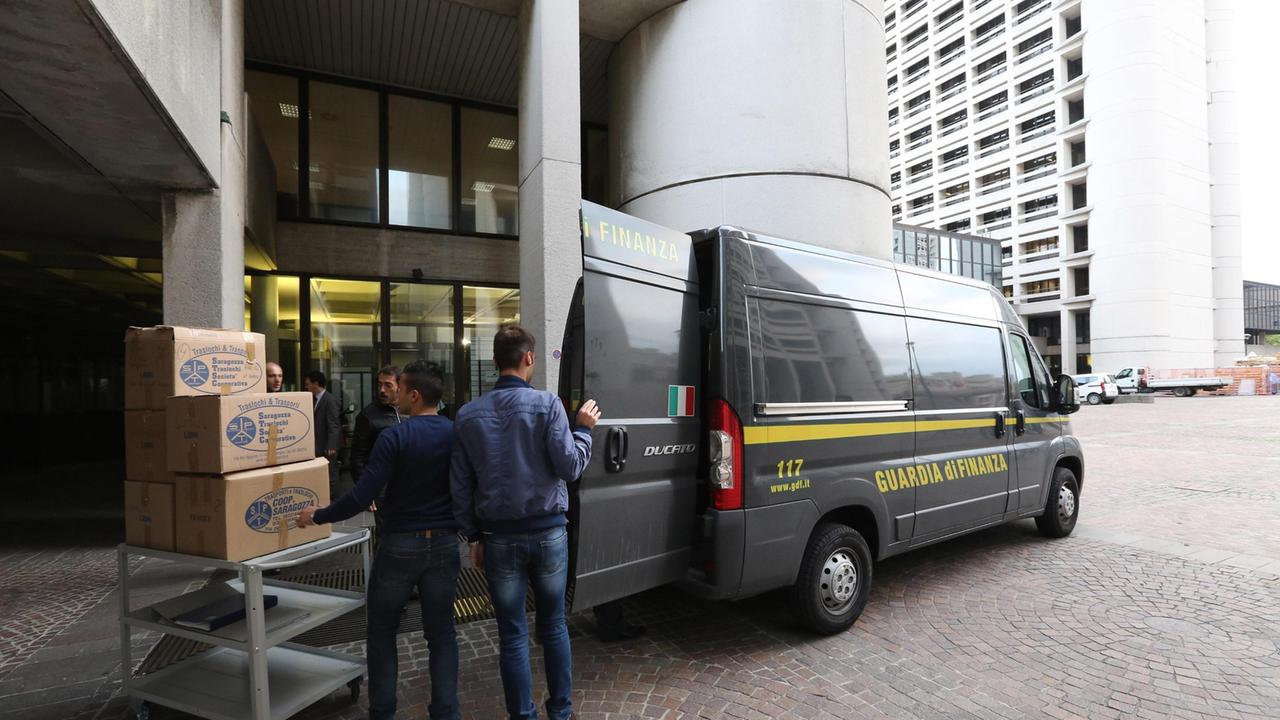 Sequestrati i beni dei capigruppo in Regione, coinvolti due reggiani