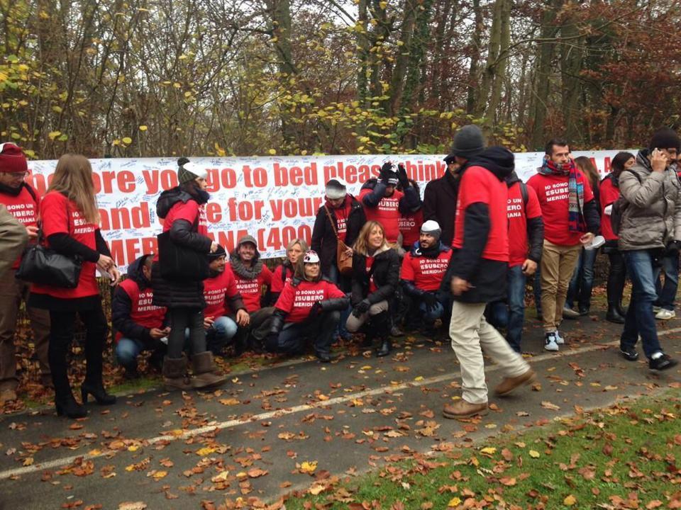 Una manifestazione di lavoratori Meridiana