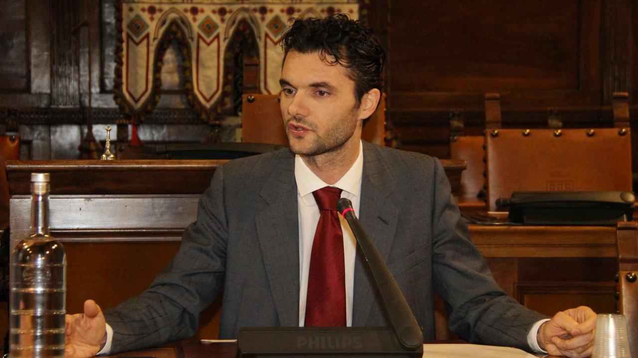 Il sindaco Matteo Biffoni durante la conferenza stampa di fine anno