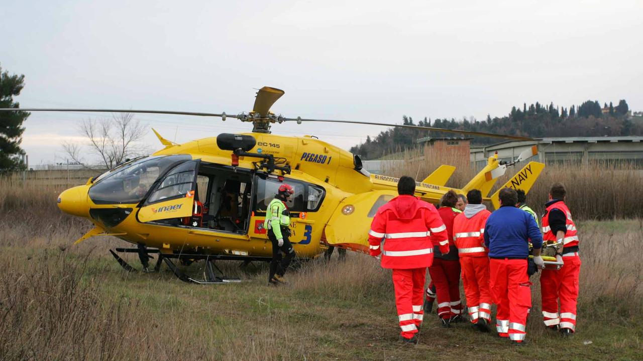 Soccorsi con Pegaso dopo un incidente stradale (foto d'archivio)