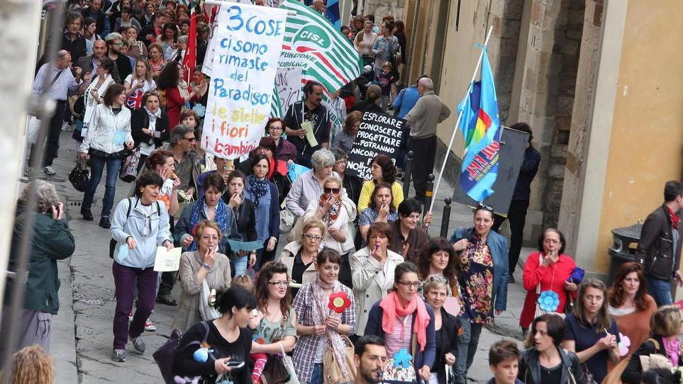 Il Comune di Prato condannato a risarcire otto precarie