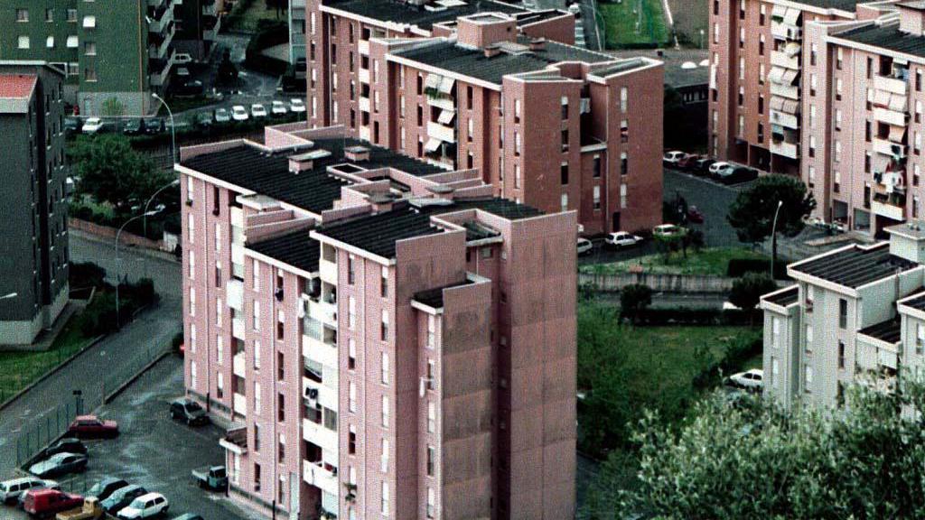 Case popolari (foto archivio)