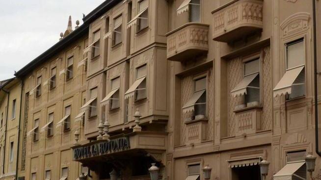 Storico albergo apre le porte ai poveri