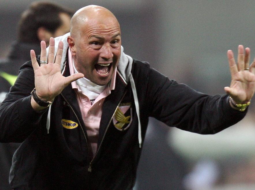 «Io in Sardegna? Solo voci ma la mia porta è aperta»