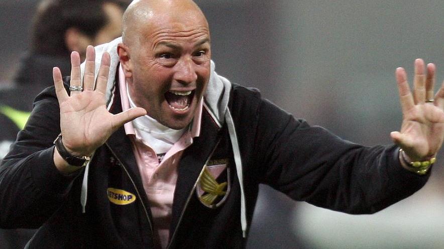 «Io in Sardegna? Solo voci ma la mia porta è aperta»