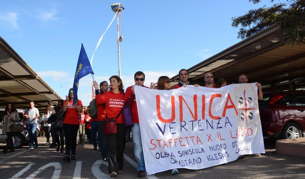 Intesa su Meridiana, il governo insiste: «È a portata di mano» 