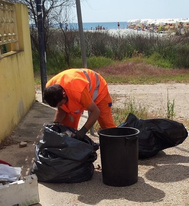 Raccolta rifiuti, cambio di turni a Santa Giusta