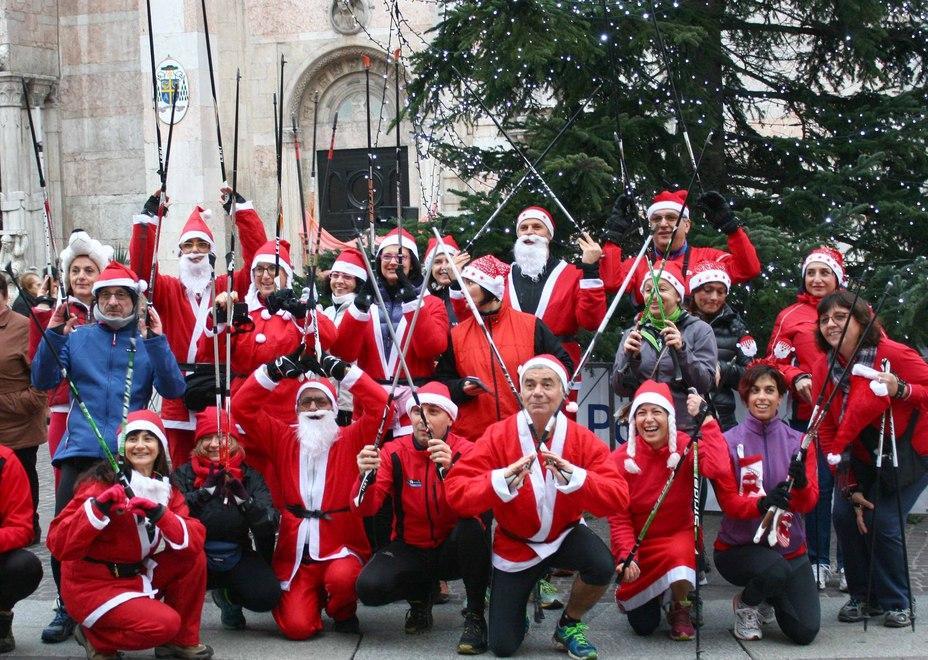 I Babbi Natale del Nordic Walking