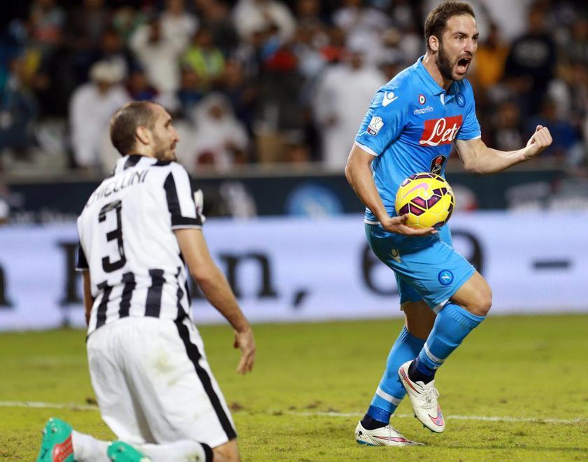 Rigorosamente Napoli, Juve al tappeto 