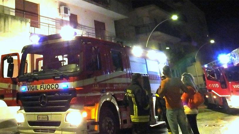 Un intervento dei vigili del fuoco in una foto d'archivio