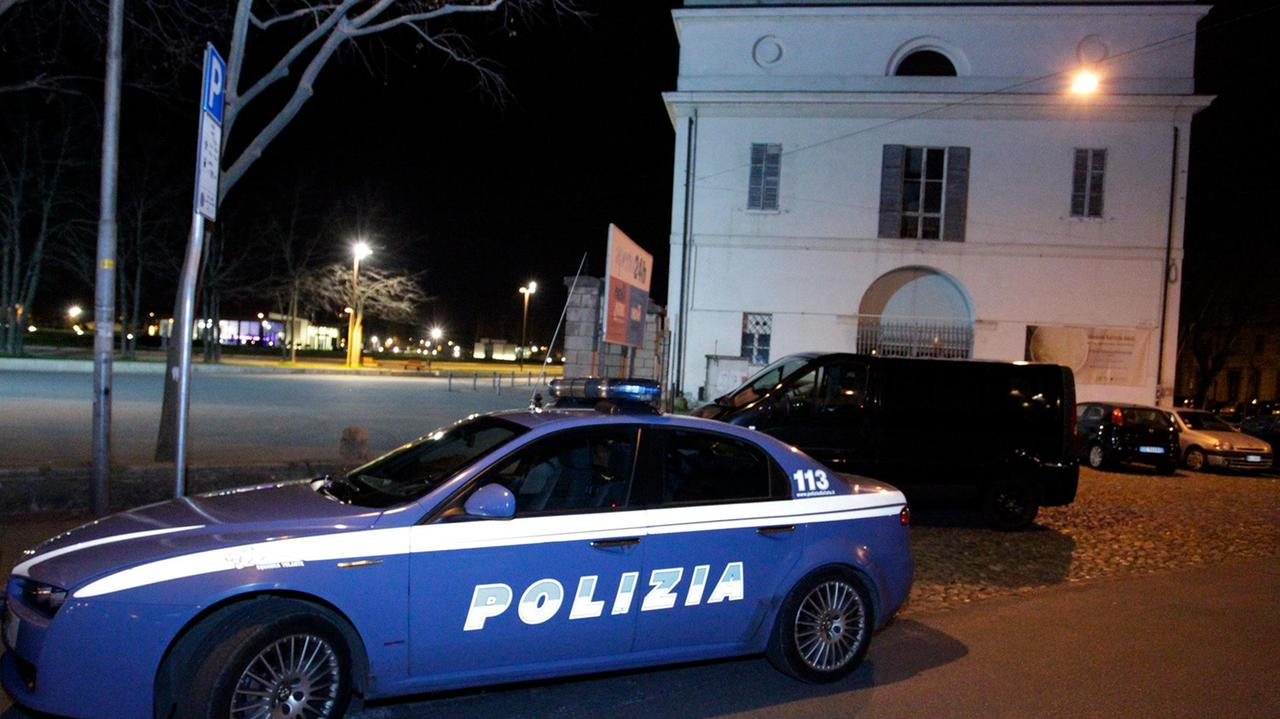 La Volante ha arrestato un 37enne che custodiva 33 grammi di cocaina