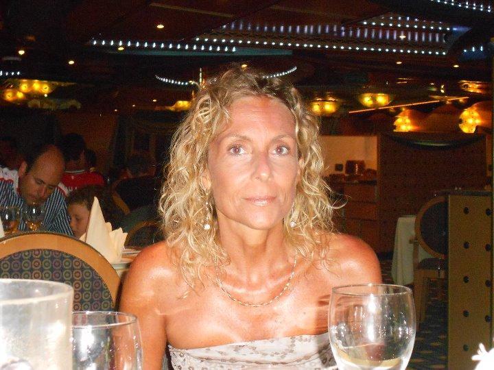 Sandra Gemignani, l'infermiera morta a 46 anni mentre lavorava in ospedale