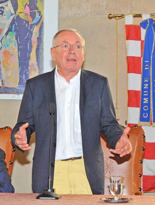 Via il varco elettronico da San Vitale 