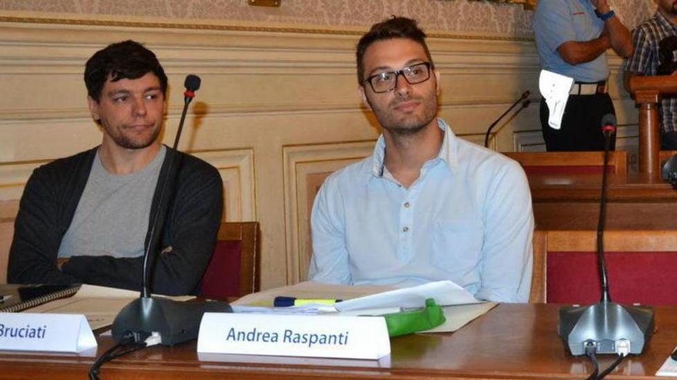 Raspanti: «M5S autoreferenziali»