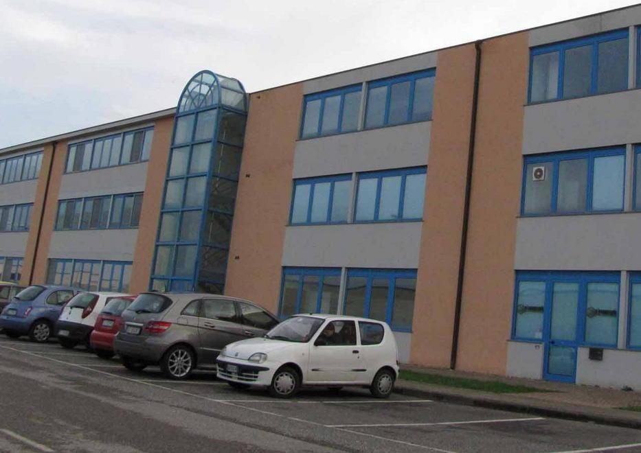 People Care, in regalo per Natale l’annuncio di 448 licenziamenti 