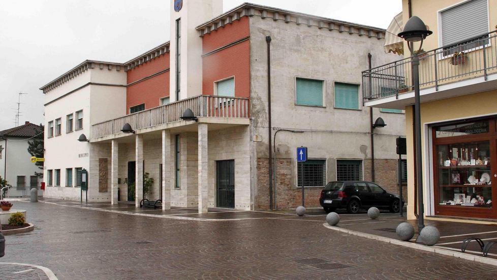 Messe a dimora piante per i bimbi nati lo scorso anno