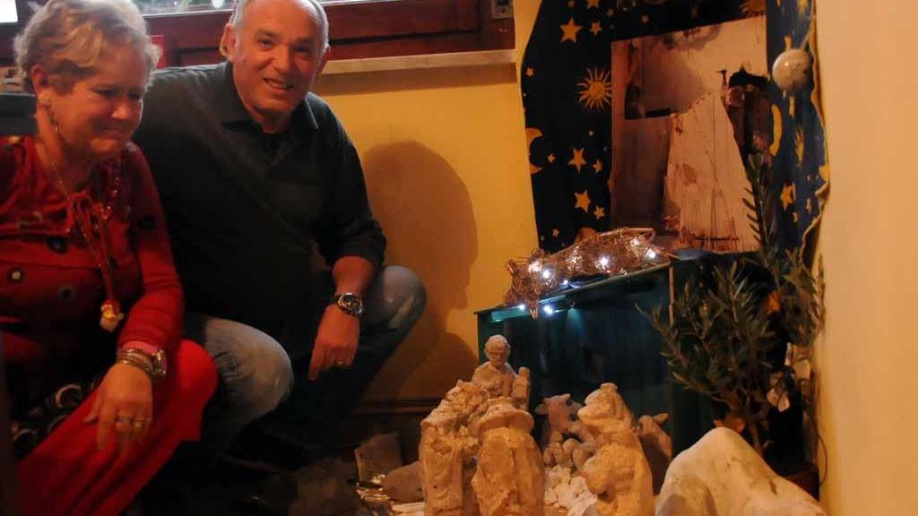 C'è il Carrione che esonda nel presepe dell'alluvione