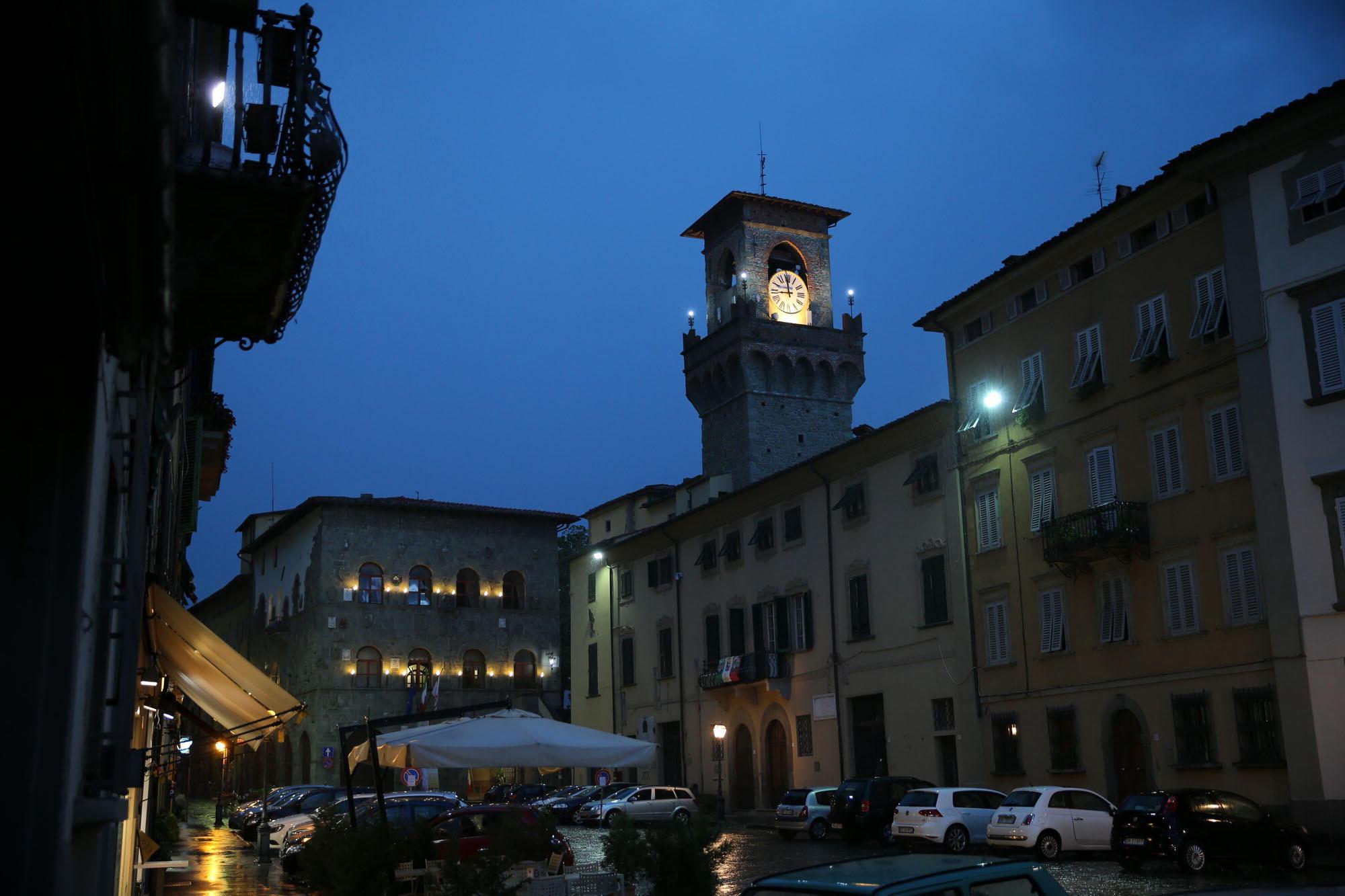 Restauro completato a uno degli orologi della torre civica 