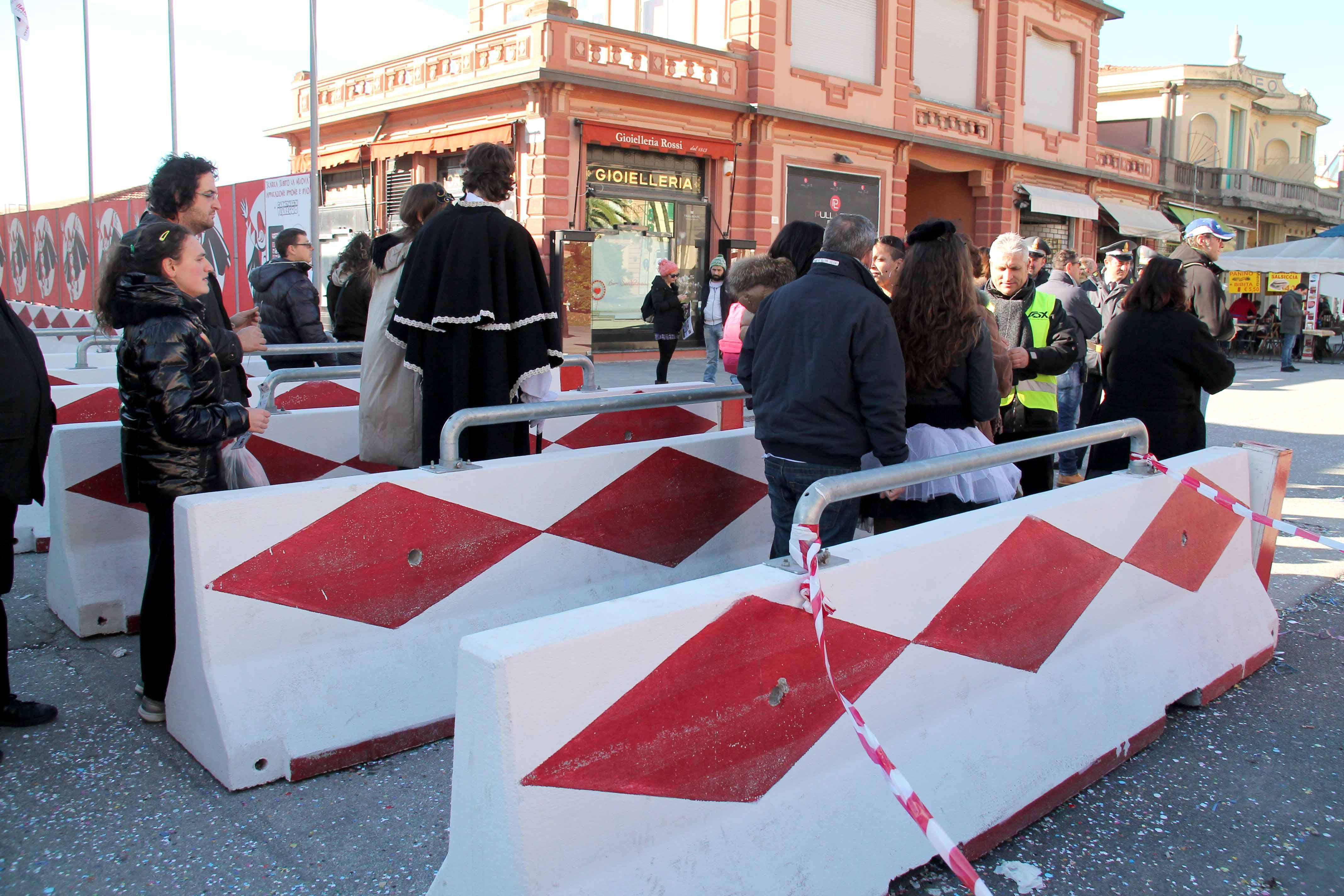 L'ingresso del Carnevale di Viareggio