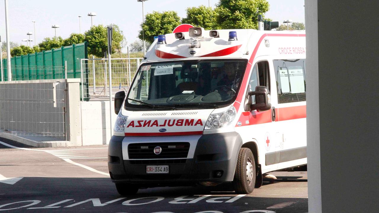 Ambulanza a Cona