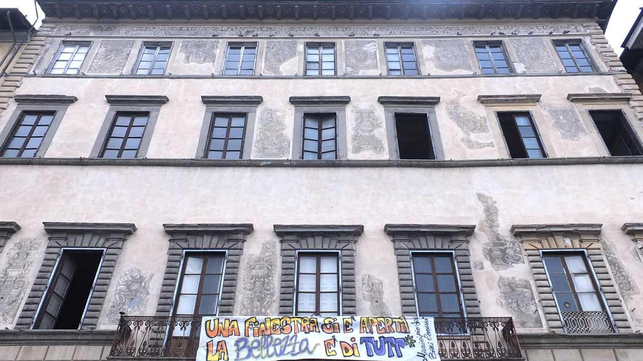 Palazzo Boyl quando era stato occupato
