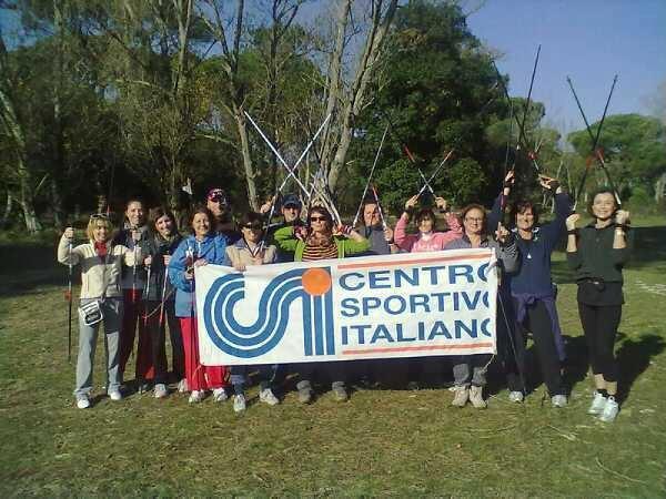 Csi Pisa: un gruppo di praticanti di Nordic Walking