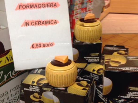 La formaggiera, in autogrill, costa il doppio 