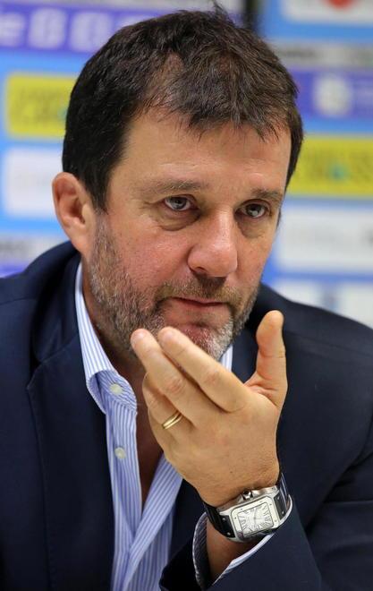 Mosso il primo passo Chiesto Cataldi alla Lazio 