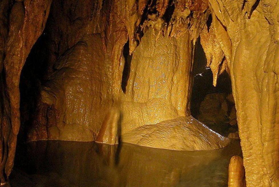 Alle Grotte 7.000 turisti con le guide di AlterEco 