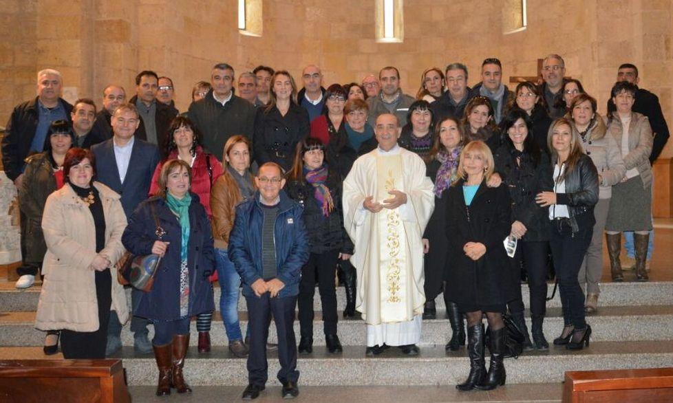 I cinquantenni si ritrovano a far festa