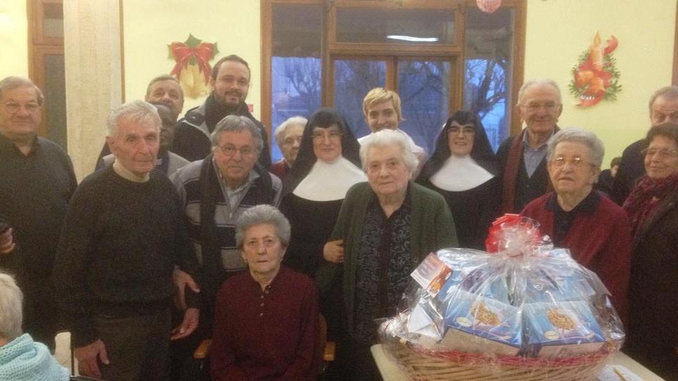 Tanta solidarietà sotto l’albero