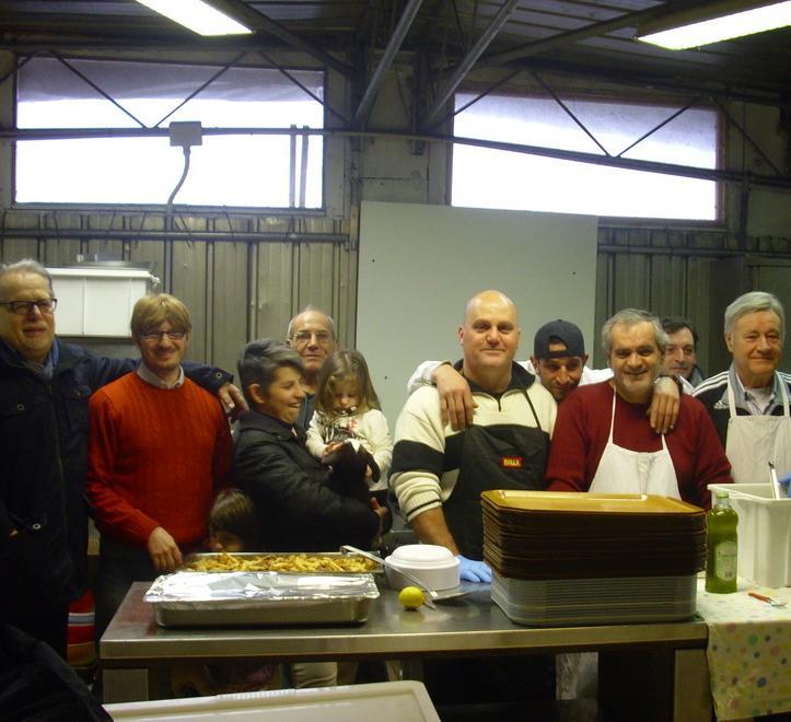 Il Natale della solidarietà alle mense Caritas e Viale K