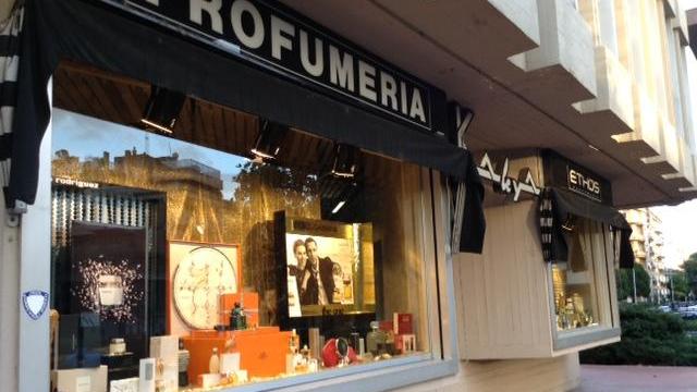 La profumeria Kaleya di viale Montegrappa