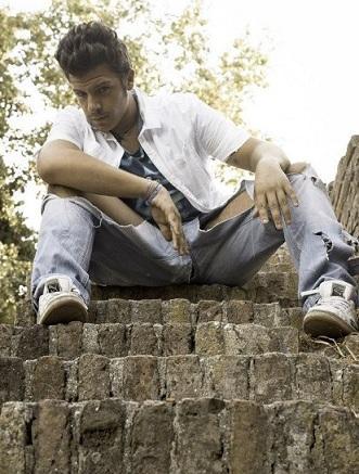 Il giovanissimo Simone insegue il sogno in tv 