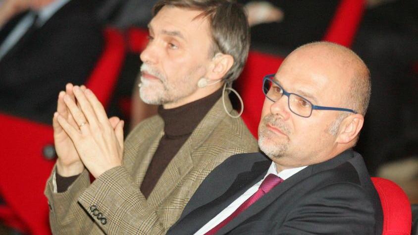 Affondo di Grillo su Delrio: «Una poltrona per Viero»