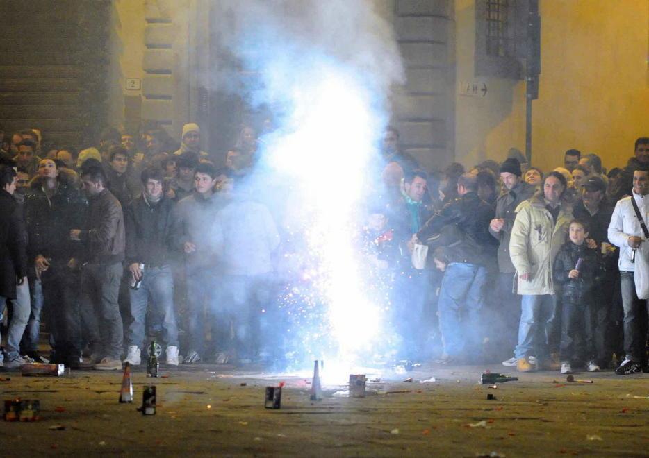 Via al coprifuoco anti botti durerà fino al 5 gennaio 