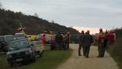 Si sente male mentre caccia Pensionato muore a 67 anni