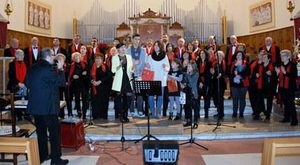 Lunghi applausi in duomo per la corale G. Verdi 